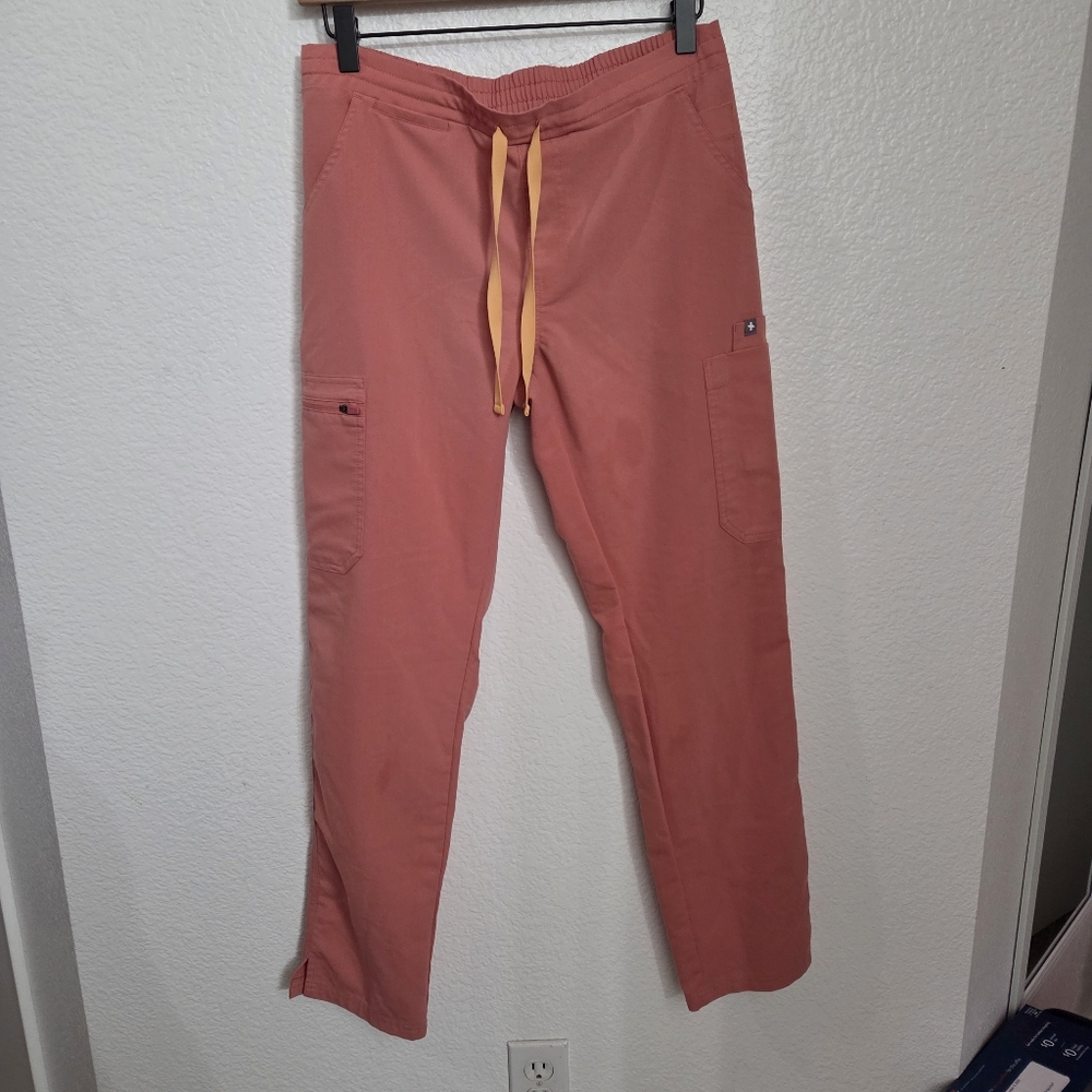 Figs Coral Scrub Set Women's Size Small Limited Edition - Picture 2 of 15